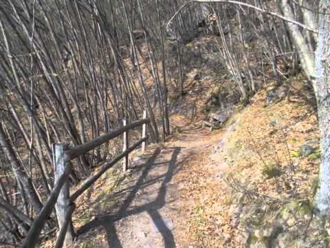 Wanderung von Burgstall nähe Meran Südtirol zum Wieslerhof