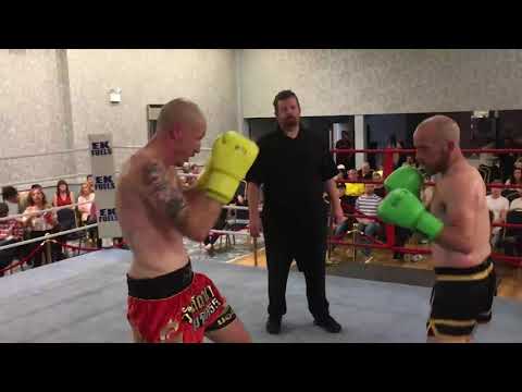 Niall Morrows vs Paul White - Tough Enough 3