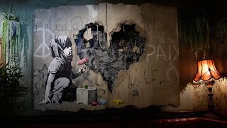 Banksy'nin Walled Off Hotel'i, Beytüllahim'de iki yıl kapalı kaldıktan sonra yeniden açıldı