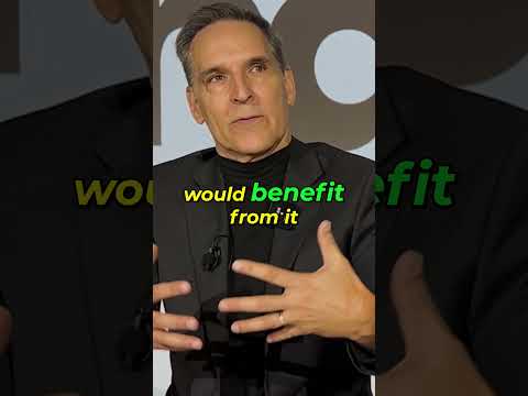 Todd McFarlane's Thoughts on ComicTom101 and Comic Content Creators | New York Comic-Con 2024