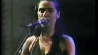Pj Harvey - Sheela-na-gig - live in Chicago (Metro)