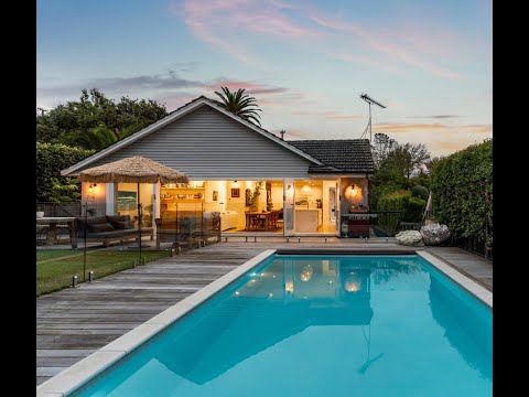 Ray White Maguires One Team - 66 Patteson Avenue, Mission Bay