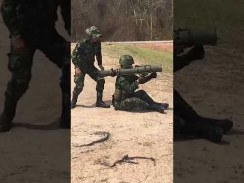 se não fosse filmado vc não acreditaria - tiro de bazuca 🤯#shorts