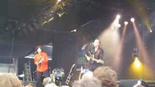 Tom Russell - &quot;Who&#39;s gonna build your wall?&quot;