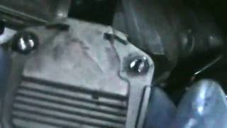 Cómo sustituir el sensor del nivel del aceite. VOLKSWAGEN PASSAT 1.9 TDI 130 cv 4 MOTION. Video 19