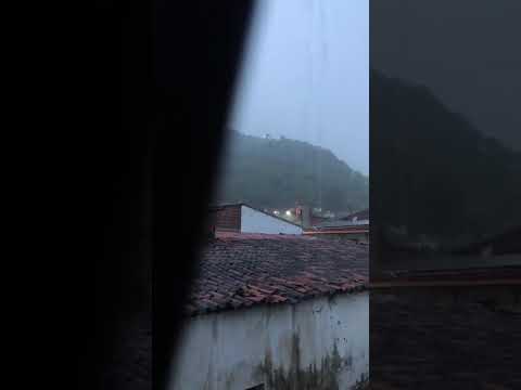 Muita chuva em redenção Ceará nessa tarde 24 de abril