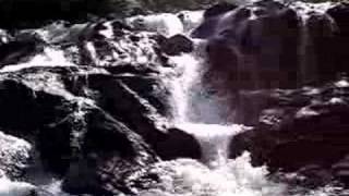 preview picture of video 'Cachoeira de Pirenopolis'