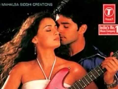 Poster hai sama pyaar ke izhaar ka