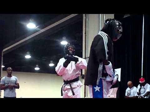 Eugene Floyd vs Gamal Byfield