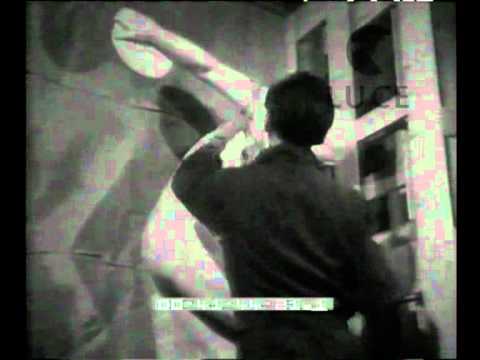 They return to Italy: Myron's discus thrower and other works.