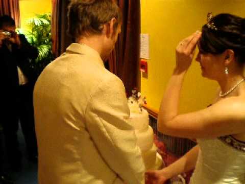 Mr & Mrs Markham - Cutting the cake