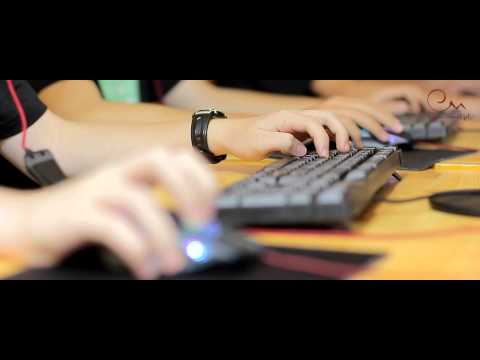 Obóz gracza League of Legends Vogue Travel