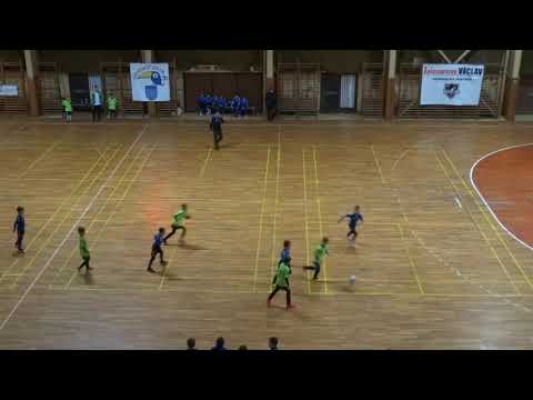 FCB-PD 2009 U10 Turnaj Dubnica 04_FCB-B - DubnicaM 0-3