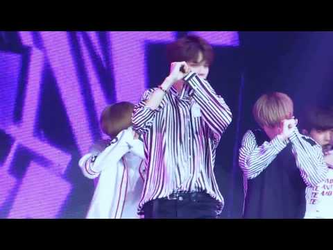 170922 WANNAONE FANMEET IN SINGAPORE ENERGETIC SUNGWOO FOCUS | 워너원 싱가폴 팬미팅 옹성우 - 에너제틱