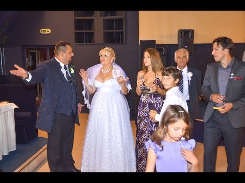 11 Traditii nunta. Primirea invitatilor la restaurant.