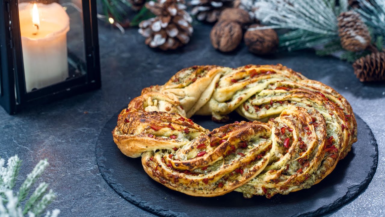 Christmas Wreath - Christmas Braided Bread