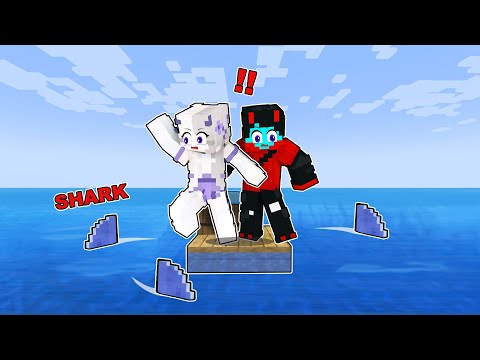We're STUCK On A RAFT in Minecraft!
