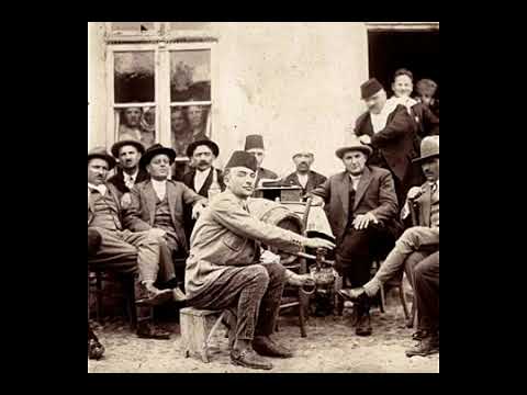 Мирјана Мира Пеић и Ансамбл Стари Београд - Црвен фесић