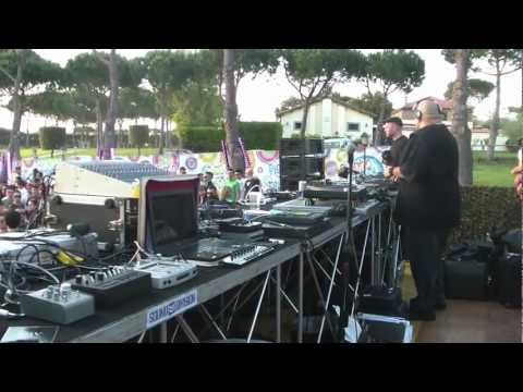 DJ SNEAK CLOSING SET @ FIESTA PRIVADA pres. BOSCONI FESTIVAL 30.04.2012