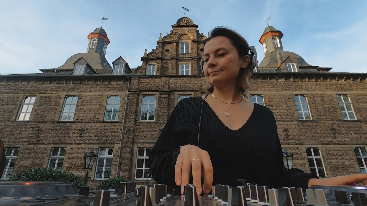 Juliet Sikora - Live @ Schlosshotel Hugenpoet x Essen, Germany 2021