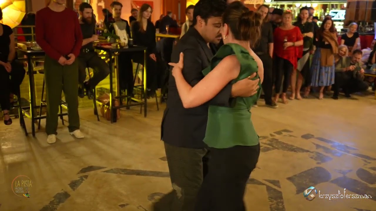 Video thumbnail for Tatiana TatiVany & Ezequiel Mendoza Ła Pista Milonga en Varsovia 12-02-2025