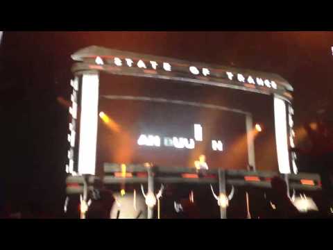 Armin Van Buuren at Madison Square Garden performs Clarity