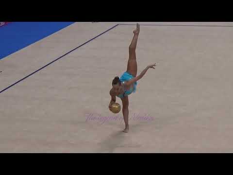 Viktoria BOGDANOVA (EST) ball - 2015 Stuttgart worlds Qualifs