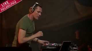 Rune RK - Calabria (Firebeatz Remix) [Tiësto Live @ Made In America Festival 2014]
