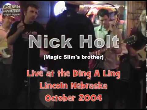 Nick Holt at the Ding A Ling Club, Lincoln Nebraska, October 2004