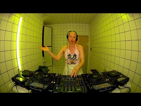 Ellen Allien | HÖR - Jun 28 / 2023