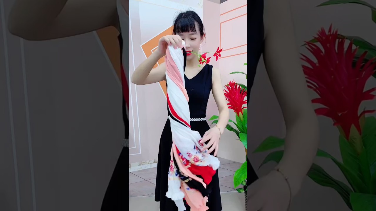 Tailored to Perfection: A Slim Coat for Timeless Charm#shorts #viralvideo #trending #shortvideo