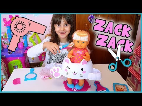 Alyssa parrucchiera ✂️ taglia i capelli a Nenuco! 👧