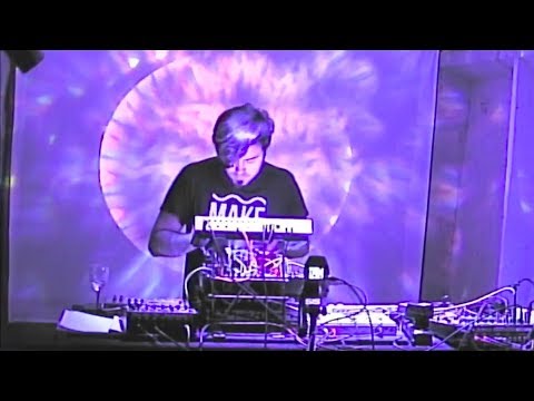Dmitry Distant // Live @ Erica Synths Garage