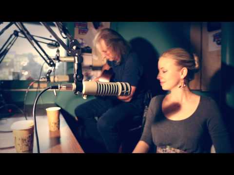 LITTLEWOLF performs Twenty Lies Ago on Live at Jack's Cafe