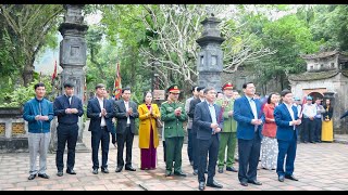 Đoàn đại biểu lãnh đạo thành phố dâng hương tại Đền thờ Vua Đinh, Vua Lê và mộ Cố Chủ tịch nước Trần Đại Quang