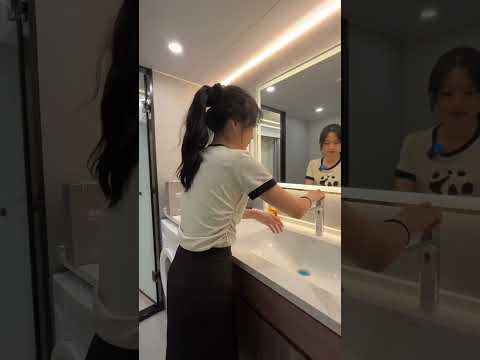 Heavy rain again! Hurry back to my mobile house #capsule #daily #vessel微宿 #vesselhome #vessel V9