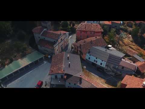 Sorvolando Monasterolo Casotto Cuneo Italia - Il paese delle Castagne Secche Biologiche Garessine