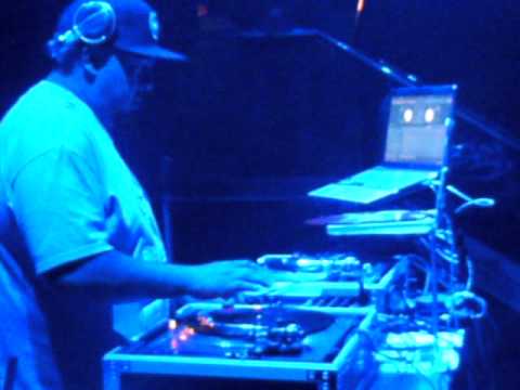 Dj Skoob Live @ MoJo's Nightclub Joliet  Feb 2011