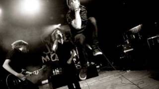 Totalt Jävla Mörker - Lögnen Blir Sanningen...