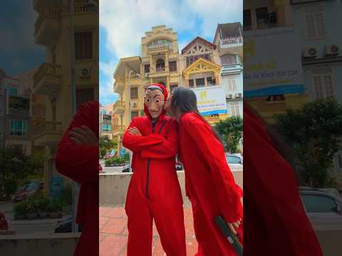 Money Heist vs Police 49 #moneyheist #parkour #police #escape #shorts #goguys