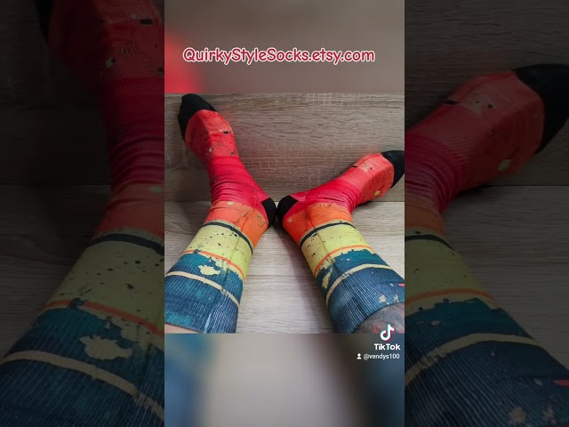 Vídeo relacionado con DIVER SOCKS Calcetines hombre divertidos-Calcetines de dibujos con estampados graciosos ideal como regalos originales para hombres-Fabricados en España y validos desde la talla 40-46
