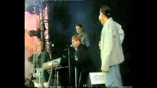 Elton John &amp; Backstreet Boys Live - Friends Never Say Goodbye