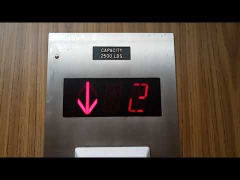 Another Suburban Modded Westinghouse Hydraulic Elevator @ Scott St Parking Garage - Joliet, IL