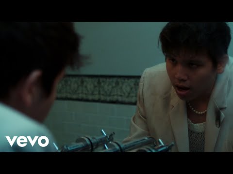 Miniatura de KEEP IT TO YOURSELF