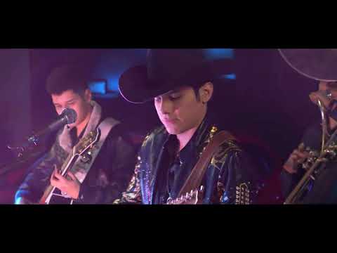 El Pariente Y Sus Mentados - Rey De Corazones  (En Vivo)