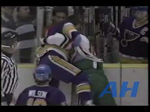 NHL Mar. 6, 1990 Jamie Huscroft,NJ v Kelly Chase,STL New Jersey Devils St. Louis Blues