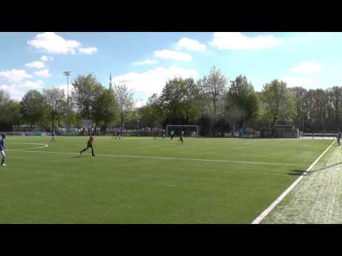 2 mei 2015 Kampong D4 - VV De Meern D3 com 0-6 Daan op de lat