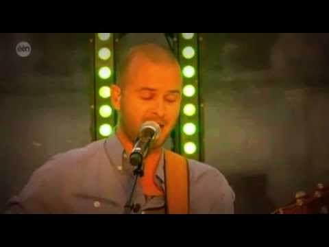 Stan Van Samang - One for the road (live on vlaanderen muziekland 2012)