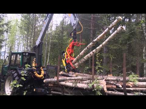 Naarva E24 ackumulerande energigripen till traktorer