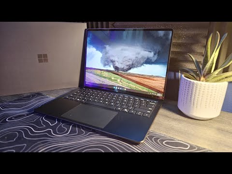 Surface Laptop 7 13.8" Snapdragon X Elite In Depth First Impressions | Can it Game?